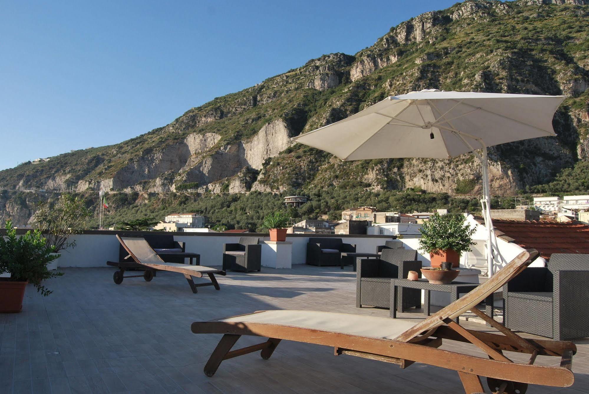 La Pennichella Sorrentina Relais Hotel Meta Buitenkant foto